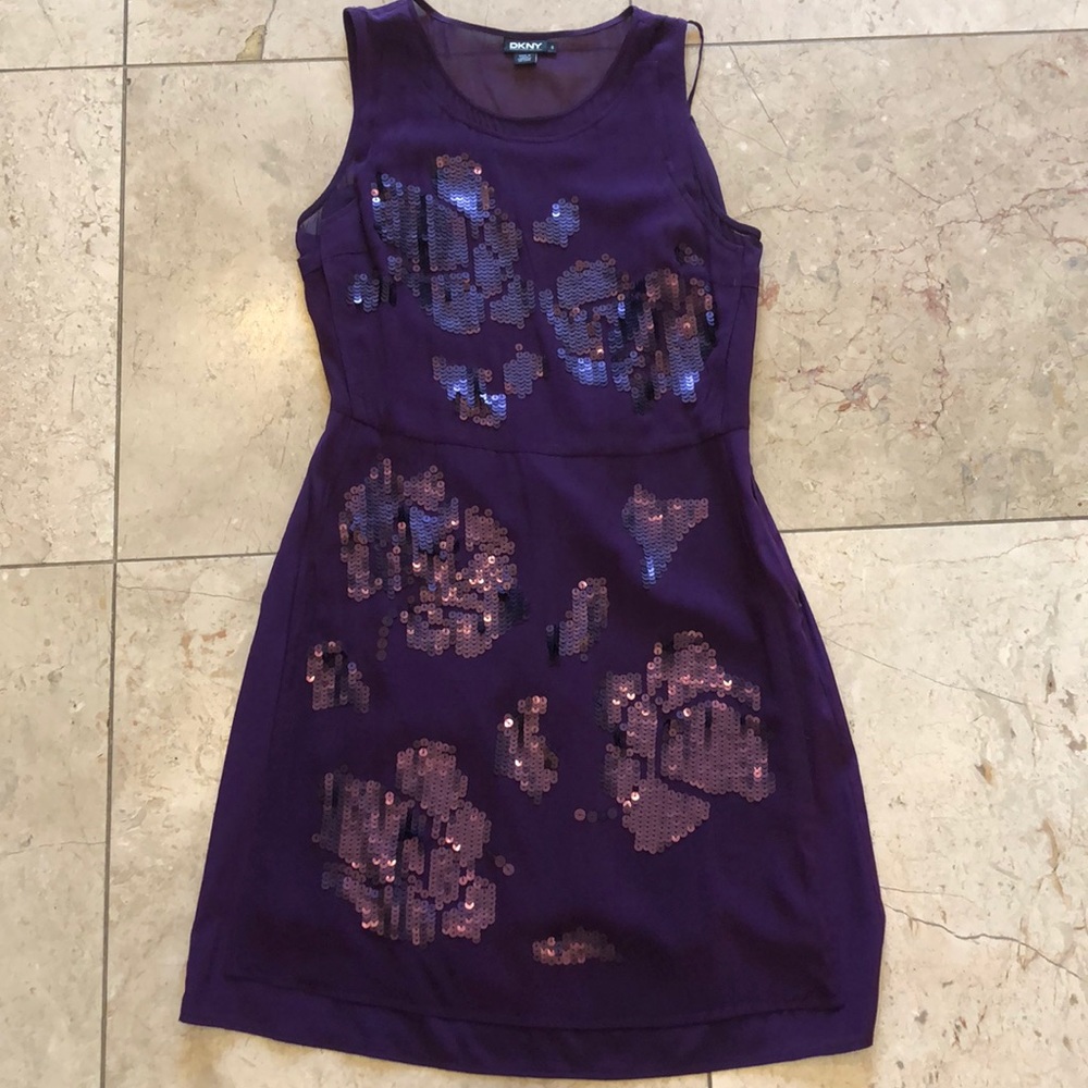 Fully lined DKNY purple dress💜💜